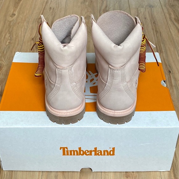 🆕🔥 TIMBERLAND® Women’s 6-Inch Premium Waterproof Boot Sz 8 M LIGHT PINK - Picture 10 of 15